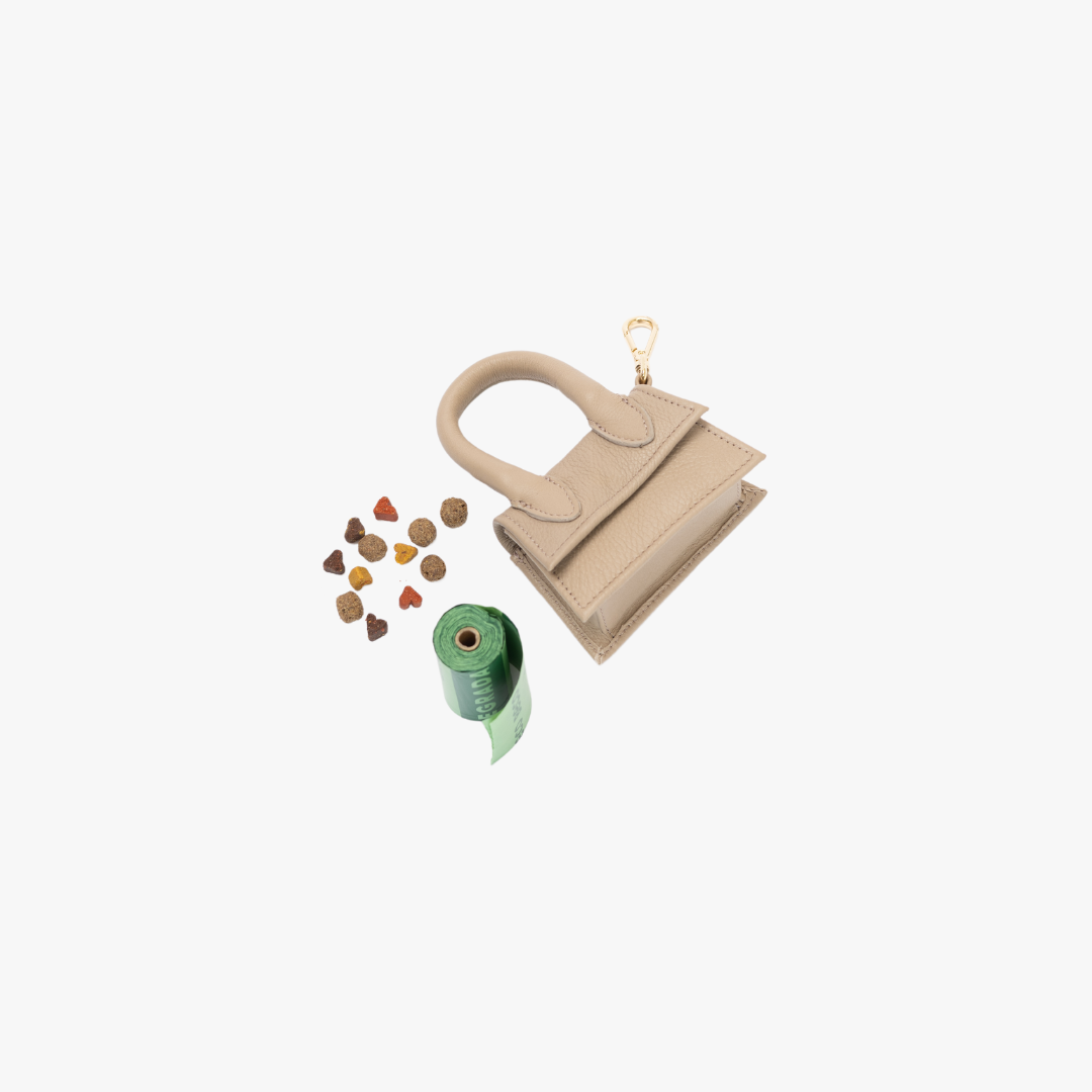 The Dog Musthaves Designer Bag - Reward bag for dog treats and poop bag dispenser - Sand Taupe