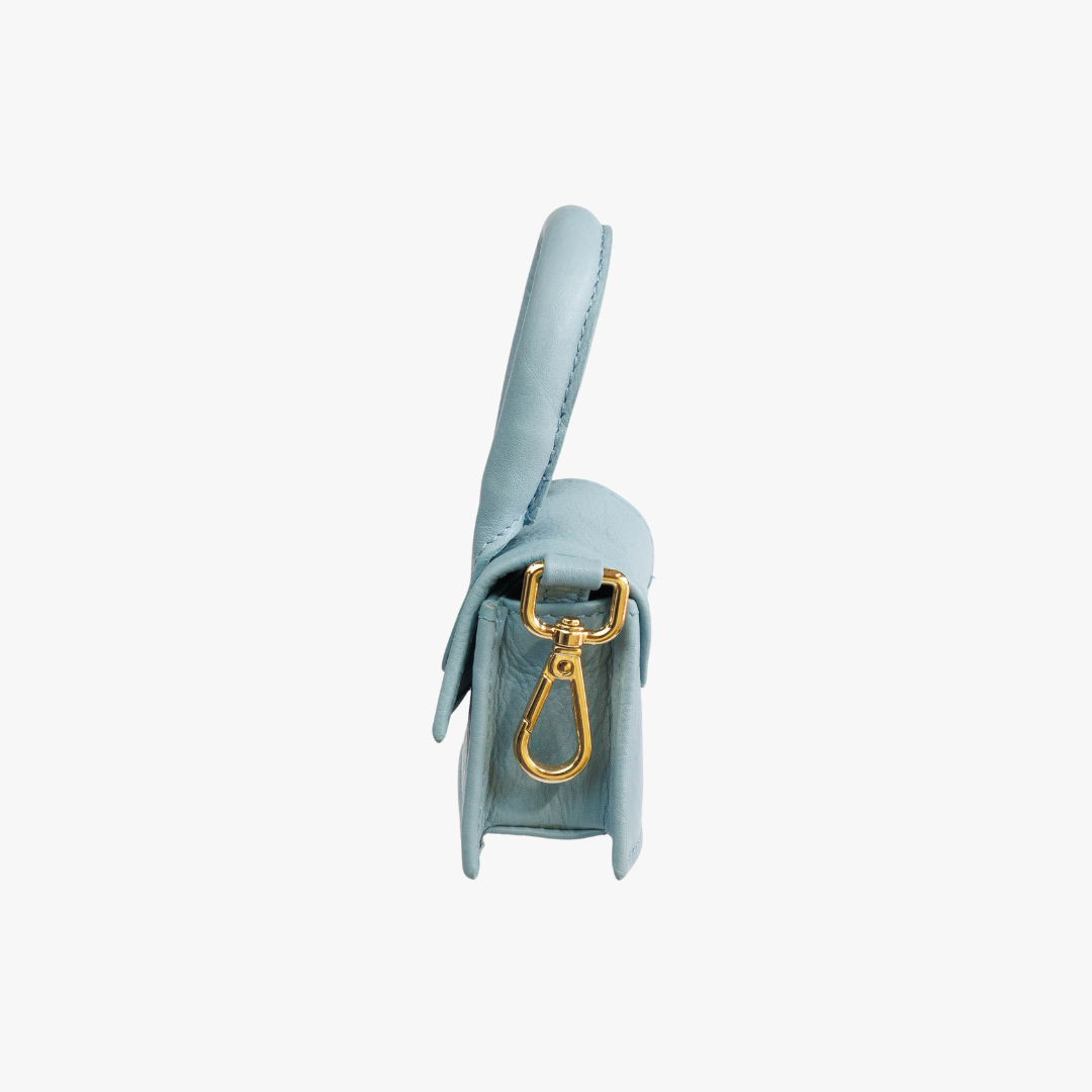 The Dog Musthaves Designer Bag - Reward bag for dog treats and poop bag dispenser - Light Blue