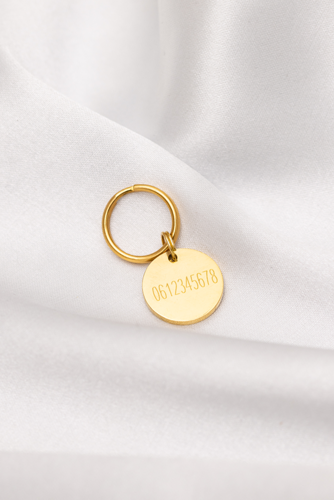 SCOTTIE ⌀15mm – Gold + Brillant – Personalisierte Hundemarke mit Name und Telefonnummer auf der Rückseite